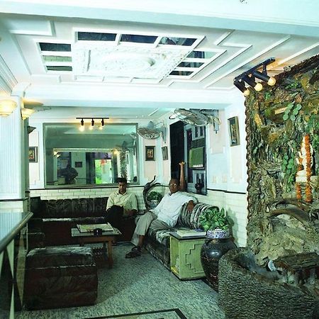 Sunshine Villa Nuova Delhi Esterno foto